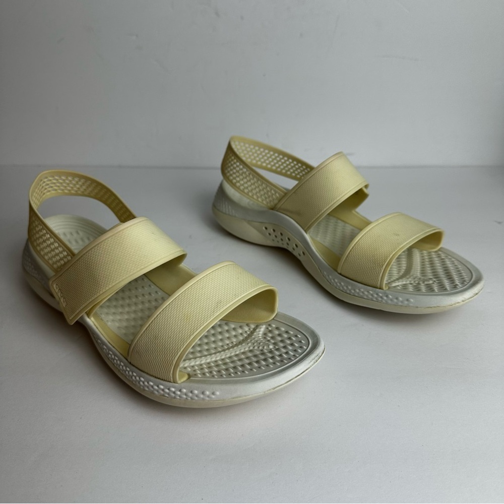 Crocs Lite ride Sandals Women's Size 9 Shoes White Yellow Waterproof Summer